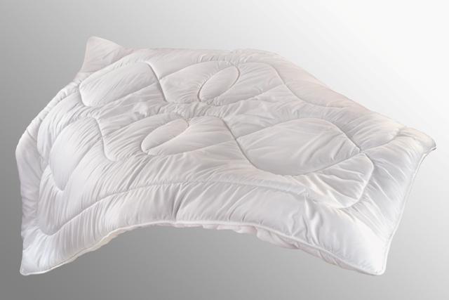 Zimní SET Luxus Plus, přikrývka 140x200 cm 1300g + polštář 70x90 cm 900g UNICO® zip