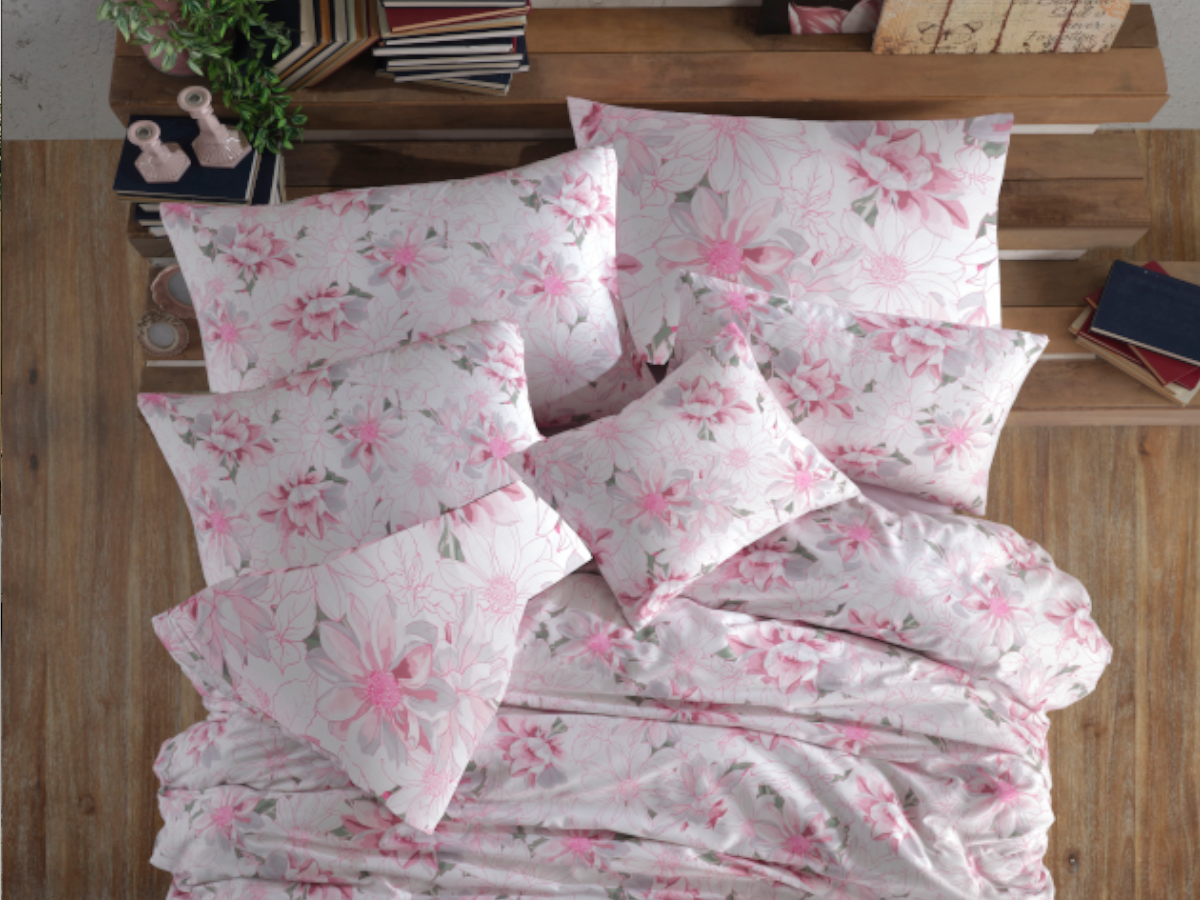 Saténový povlak na polštář Floreta, rozměr: 50x70