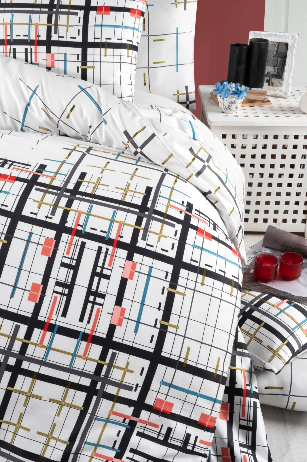 Saténový povlak na polštář Geometry, rozměr: 45x60