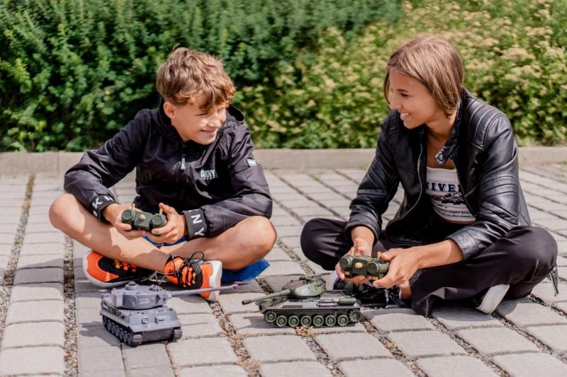 STARX Tanky na dálkové ovládání